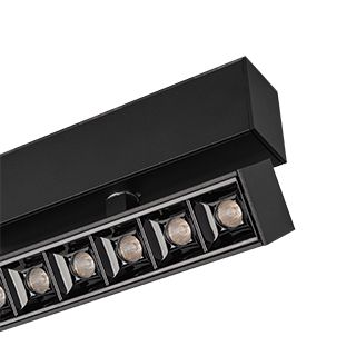 c_DL-12600-0390.jpg