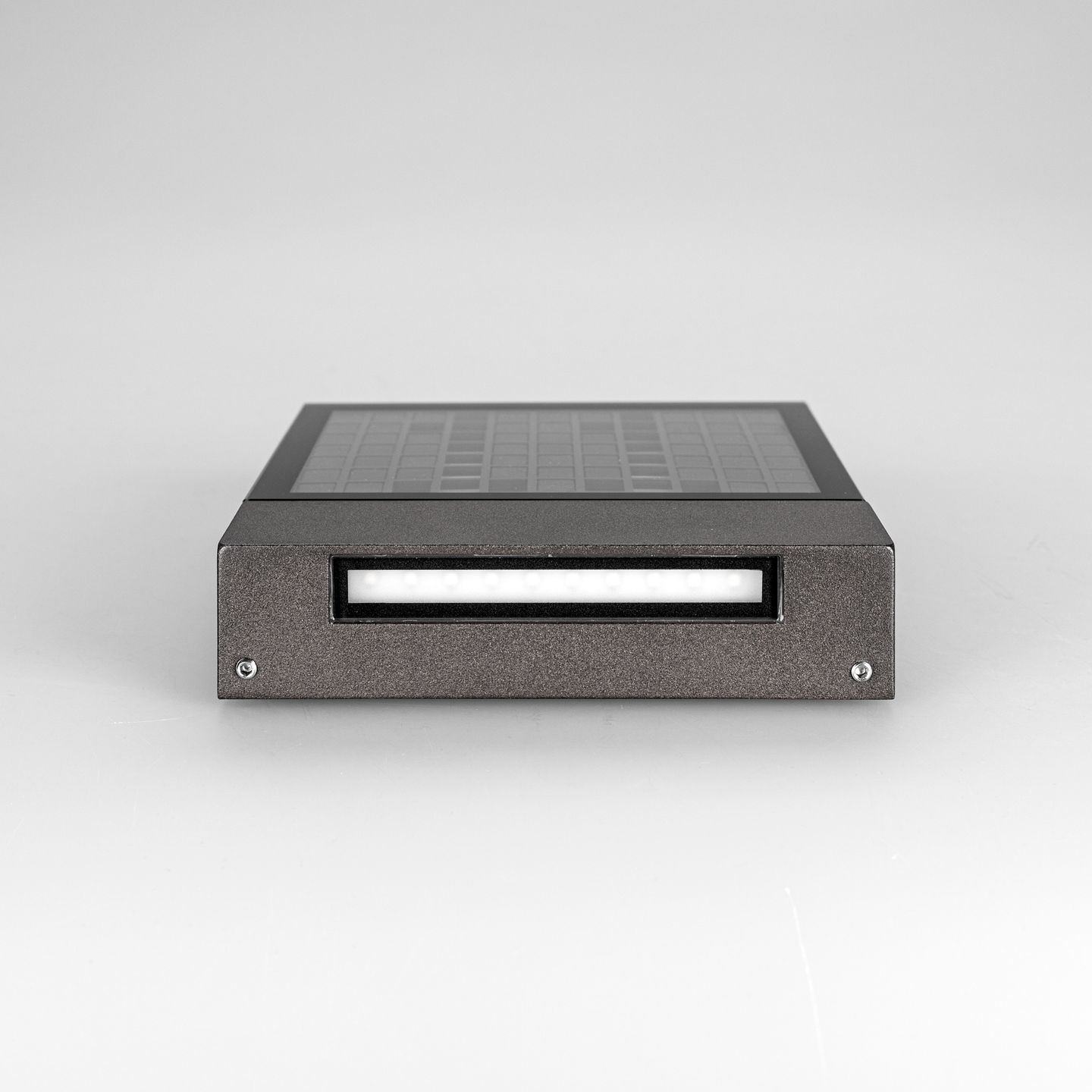 a_DL-14130-0037.jpg