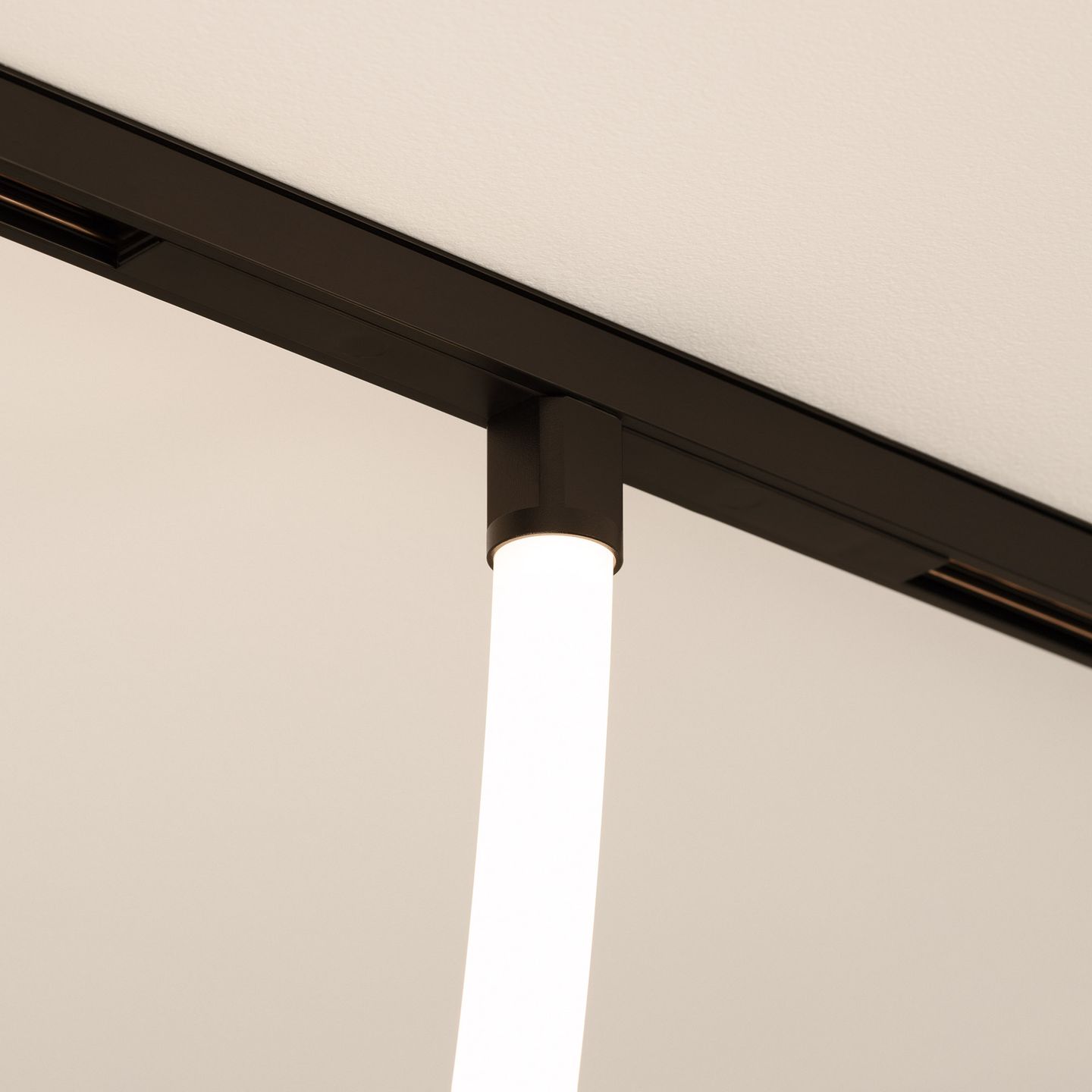 b_DL-12600-0688.jpg